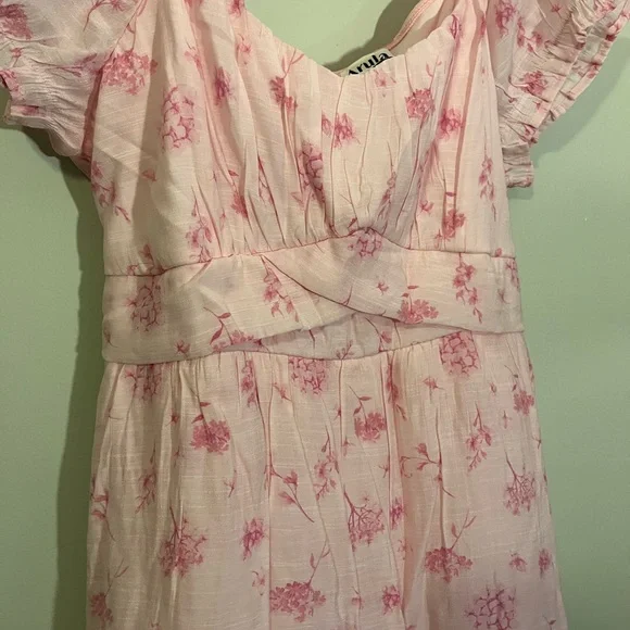 ARULA Pink Floral Puff-Sleeve Romper with Belt - Picture 6 of 9
